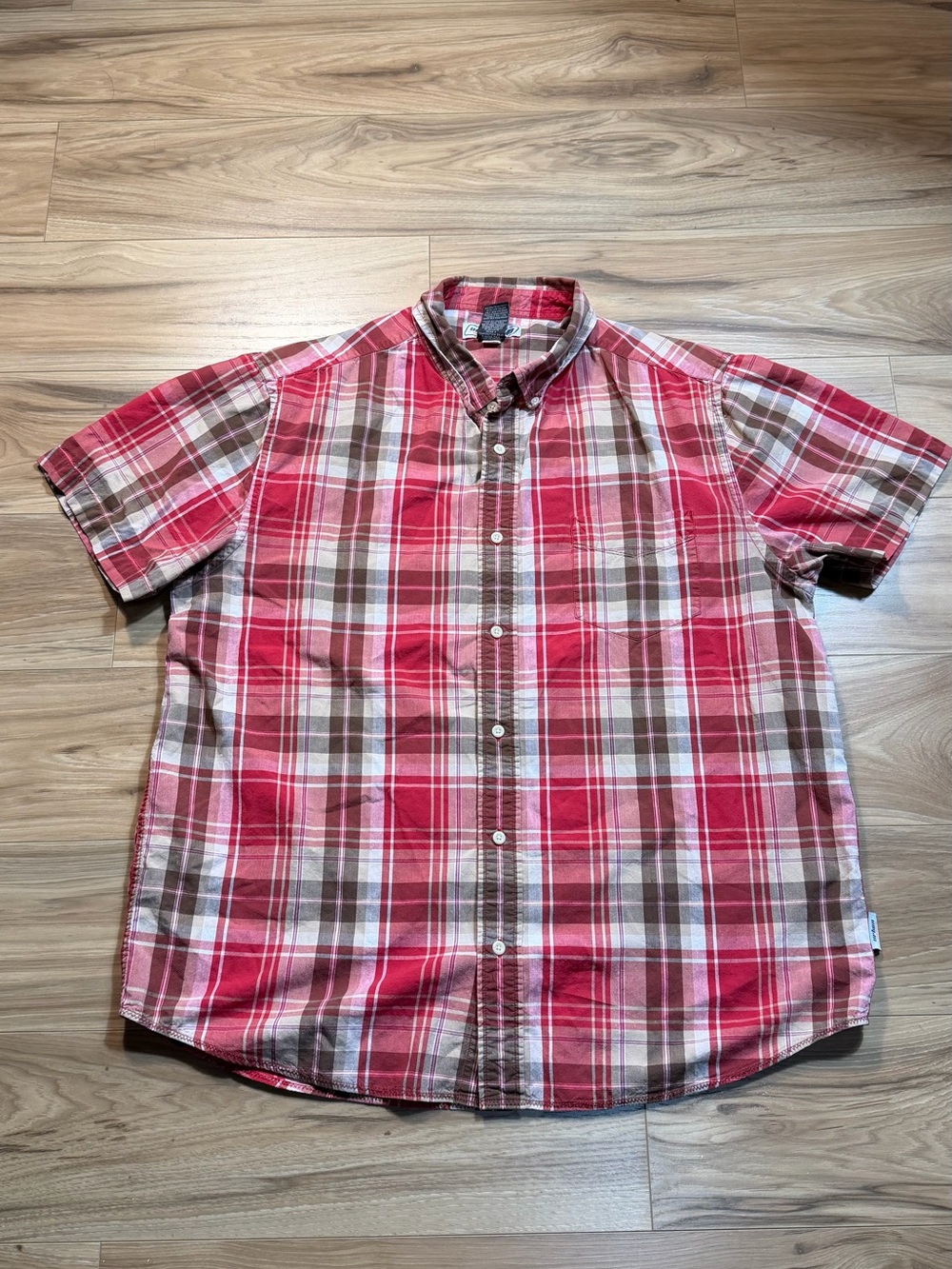 Urban pipeline Men's Red Plaid Short-Sleeve Button-Up Shirt